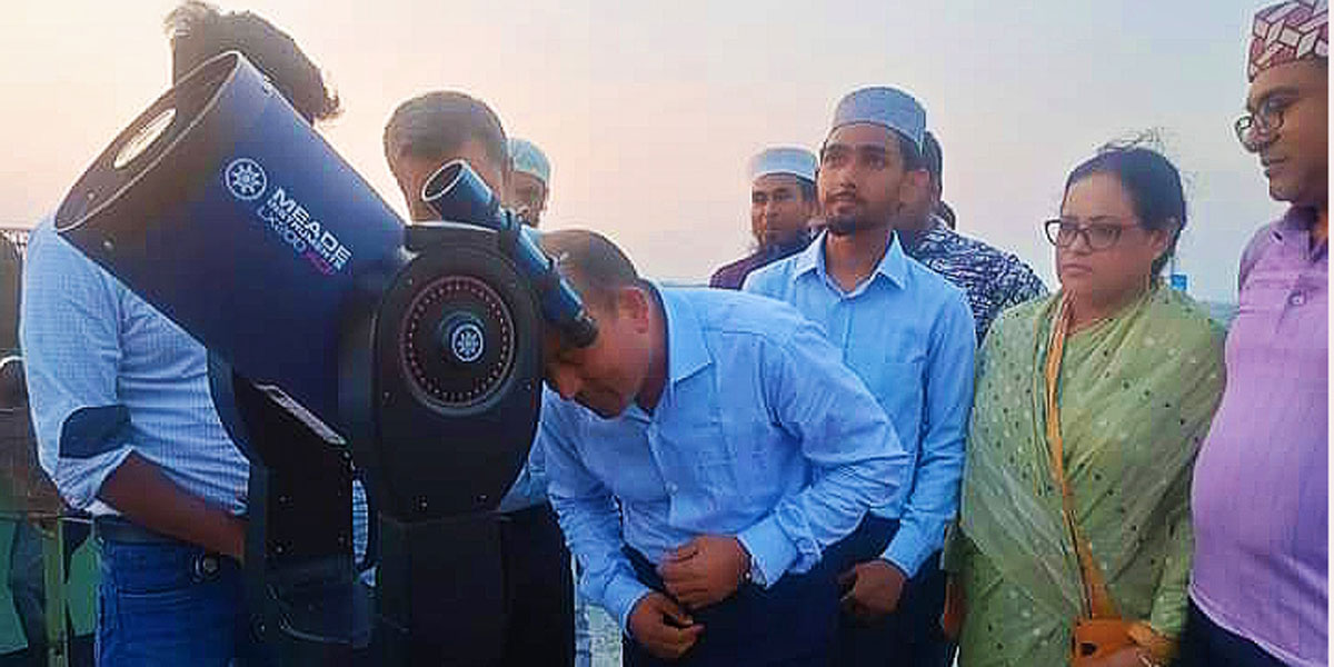 মহাকাশে ঢুঁ মারতে উপকূলে স্পেস ক্যাম্প