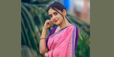 সাফল্যের ভেলায়
