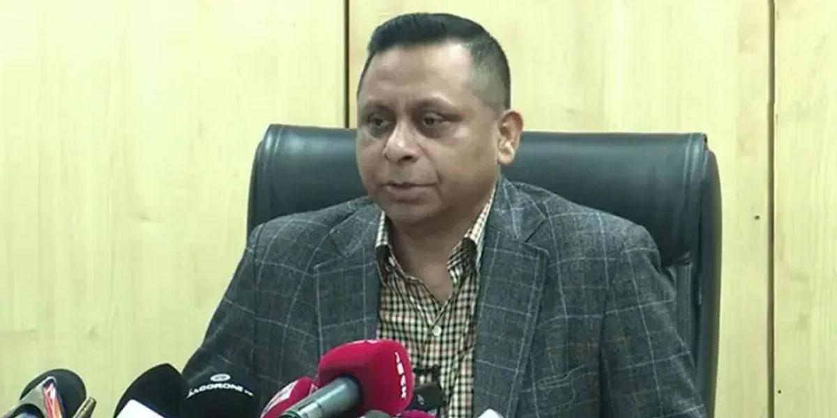 কোনো সন্ত্রাসী আইনের হাত থেকে রক্ষা পাবে না: ডিবিপ্রধান