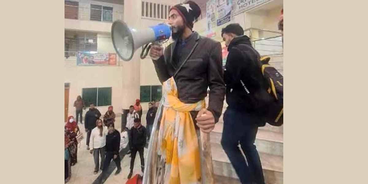 রাজশাহী রেলস্টেশনে হামলা-ভাঙচুরের ঘটনায় মামলা, যুবক গ্রেপ্তার