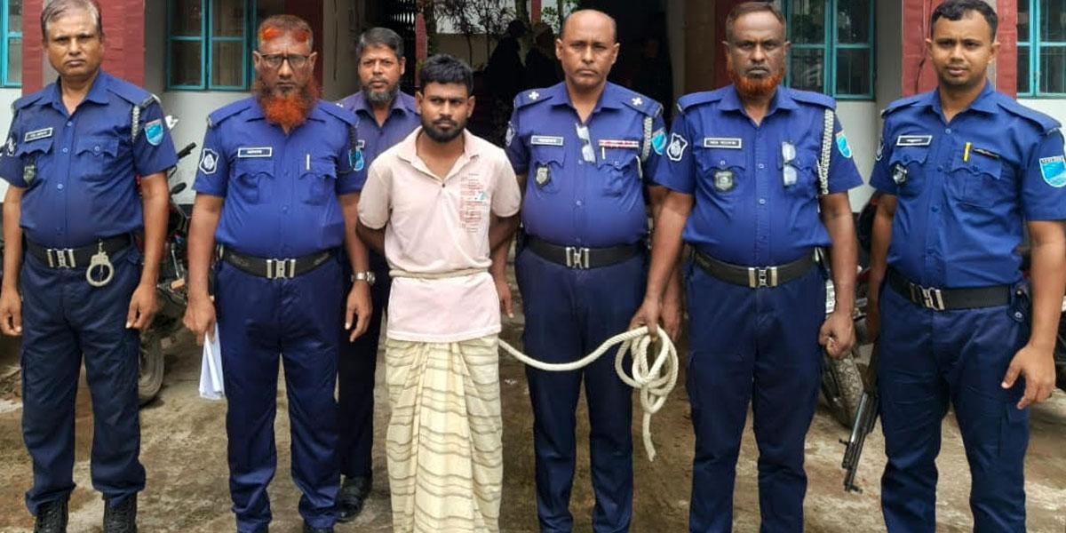 শিবালয়ে যাবজ্জীবন সাজাপ্রাপ্ত পলাতক ডাকাত সর্দার গ্রেপ্তার