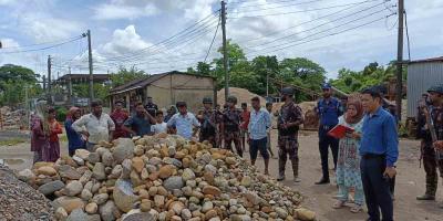 রাঙা পাথর উদ্ধারে জৈন্তাপুরে টাস্কফোর্সের অভিযান, প্রতিস্থাপন হবে রাংপানিতে