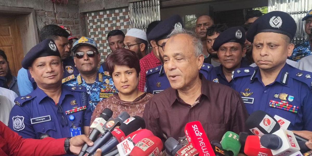 গজারিয়ায় পুলিশ ক্যাম্পে হামলাকারীরা পার্শ্ববর্তী দেশে পালিয়ে গেছে: স্বরাষ্ট্র উপদেষ্টা