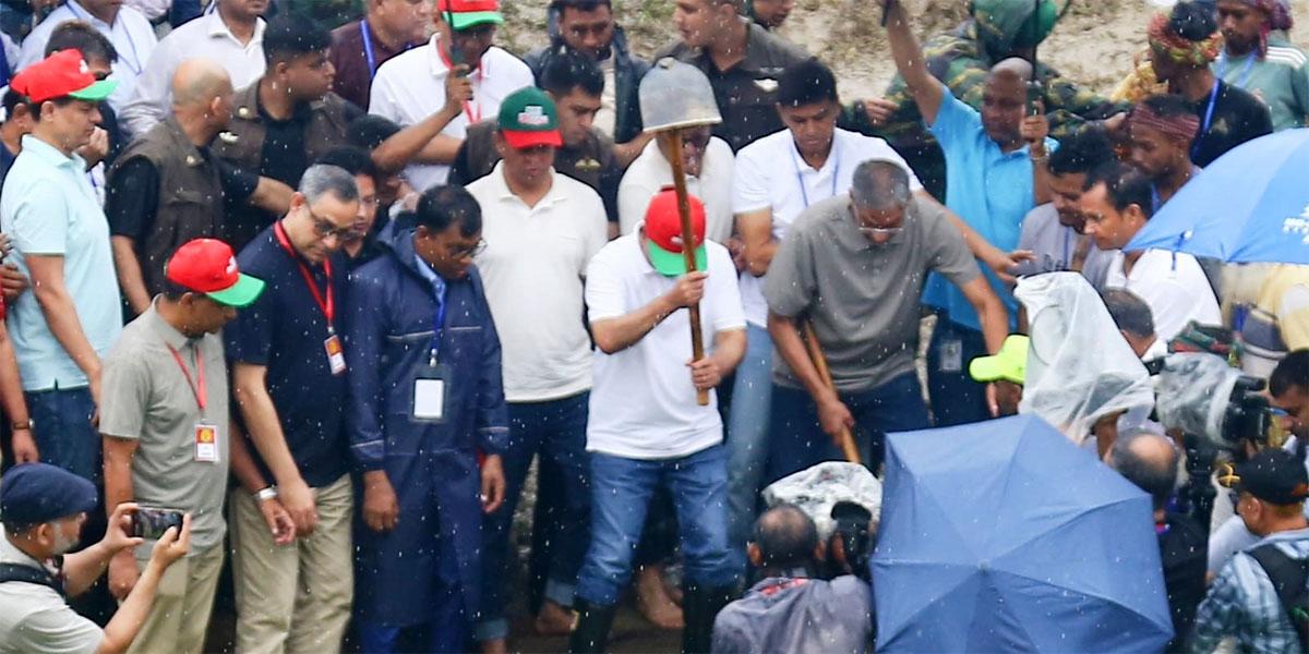 বাবার স্মৃতির সেই বাসিয়া নদী খনন উদ্বোধন প্রধানমন্ত্রীর