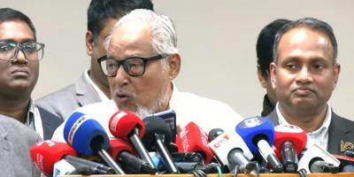 আইন অমান্য করে রাজনীতি করার সুযোগ নেই: নজরুল ইসলাম খান
