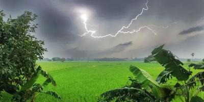 সারাদেশে বজ্রবৃষ্টির আভাস