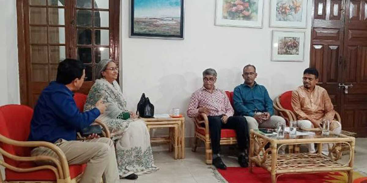 শিক্ষামন্ত্রীর সঙ্গে বৈঠক: কর্মবিরতি প্রত্যাহার নিয়ে সিদ্ধান্ত শিগগিরই