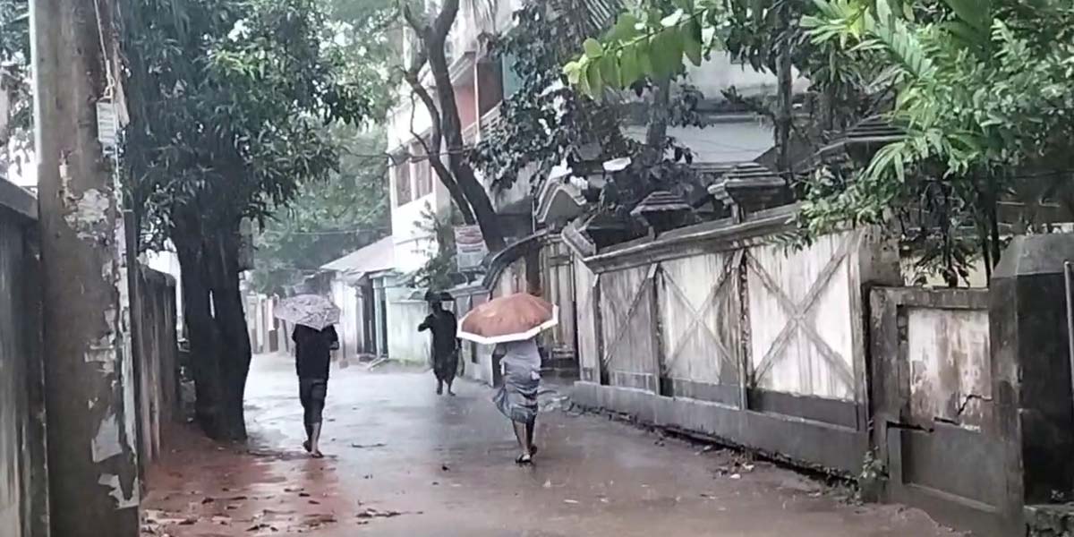 ঘূর্ণিঝড় মিধিলি : চাঁদপুরে লঞ্চ চলাচল বন্ধ