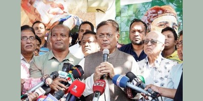 রাজনৈতিক দলের সঙ্গে সংলাপ হয়, আগুন সন্ত্রাসীদের সঙ্গে নয় : তথ্যমন্ত্রী