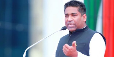 সাদিক আবদুল্লাহর যুক্তরাষ্ট্রের সম্পদের হিসাব চেয়ে ইসির চিঠি