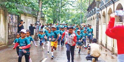 শিশুদের বিজয় দিবসের দৌড়