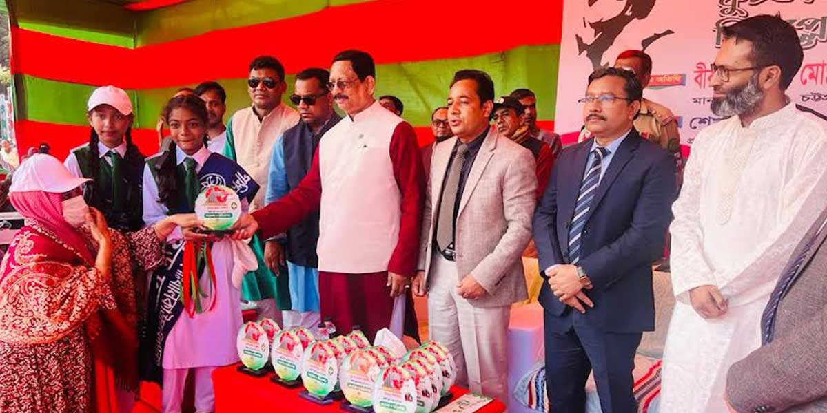 শিক্ষার্থীরাই গড়বে সোনার বাংলা : চসিক মেয়র