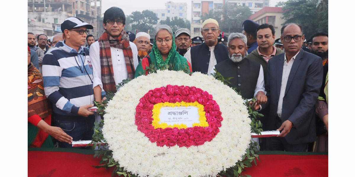 বীর শহিদদের প্রতি শিক্ষামন্ত্রীর শ্রদ্ধা নিবেদন