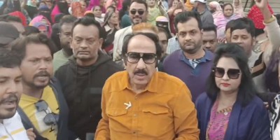 বিশাল শোডাউনে নির্বাচনী প্রচার শুরু বাবলার