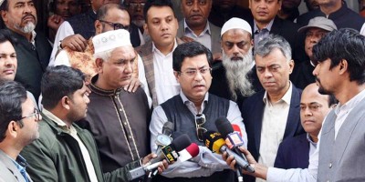 প্রতিটি ওয়ার্ডে গণশৌচাগার নির্মাণ করা হবে: তাপস