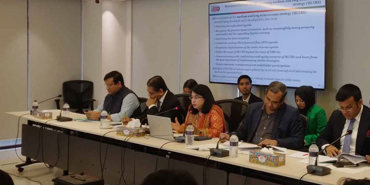 ১৫ বছরে ব্যাংক খাতে লোপাট ৯২ হাজার কোটি টাকা : সিপিডি