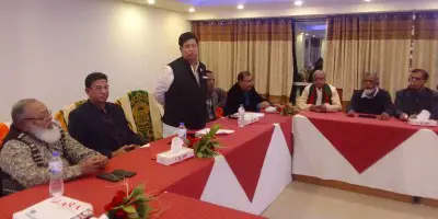 অদৃশ্য শক্তির বিরুদ্ধে লড়তে ১৪ দলকে পাশে চান ড. মোমেন