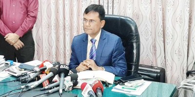 স্ট্রাইকিং ফোর্স নামলে প্রার্থীদের অস্থিরতা কমে যাবে : ইসি
