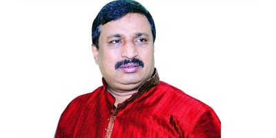 নৌকায় ভোট দিতে মানুষ উদ্গ্রীব