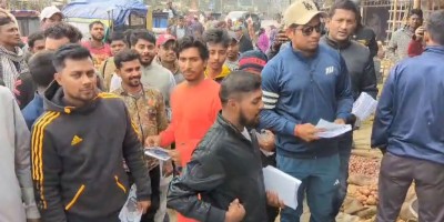 সাকিবের পক্ষে প্রচারণায় মাঠে জাতীয় দলের ক্রিকেটাররা