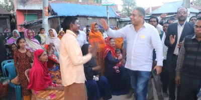 রংপুর-৫: আলোচনায় রাশেক, হাল ছাড়তে নারাজ জাকির
