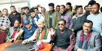 ঢাকা-১৪ আসন : শেষ বেলায় নৌকার বিপক্ষে আ.লীগের নেতারা
