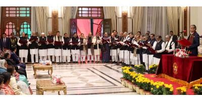 দ্রুততম সময়ে ছোট মন্ত্রিসভা, শপথ ও প্রজ্ঞাপন