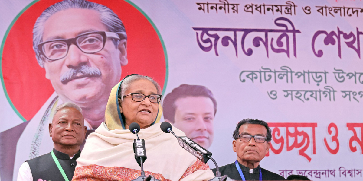 আগুন-সন্ত্রাসীদের খুঁজে বের করা হবে : প্রধানমন্ত্রী