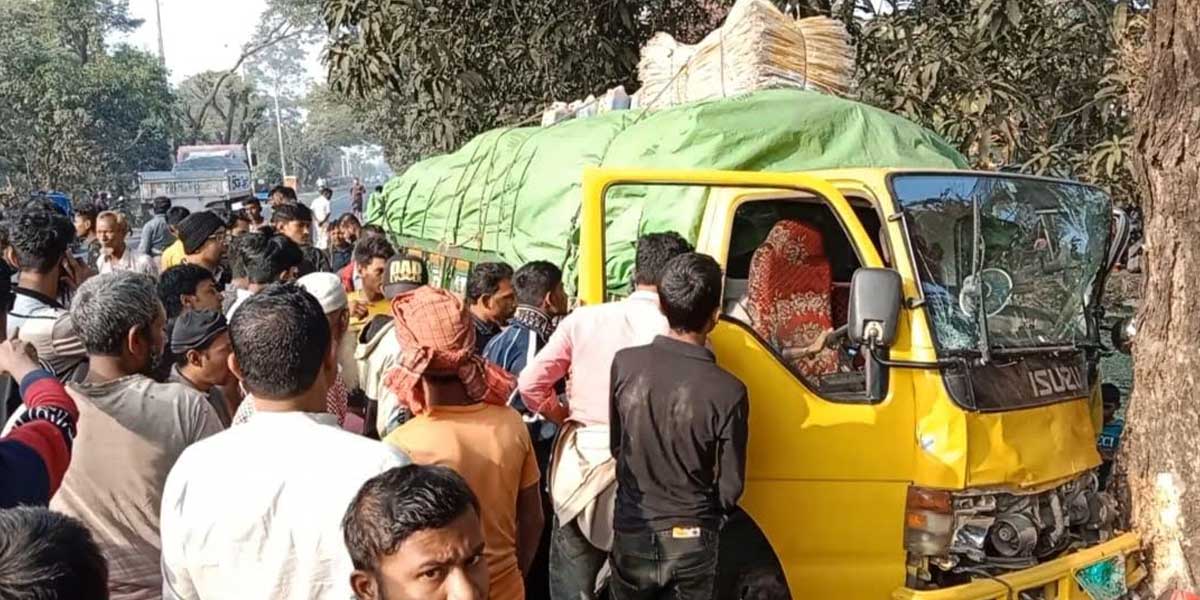 চট্টগ্রামে ট্রাকচাপায় ৩ মোটরসাইকেল আরোহী নিহত