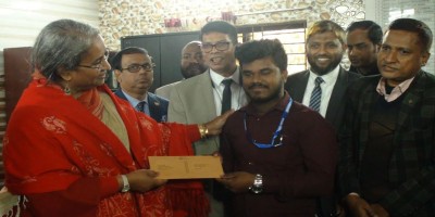 গাজীপুরে মৈত্রী শিল্প পরিদর্শন করলেন সমাজকল্যাণমন্ত্রী