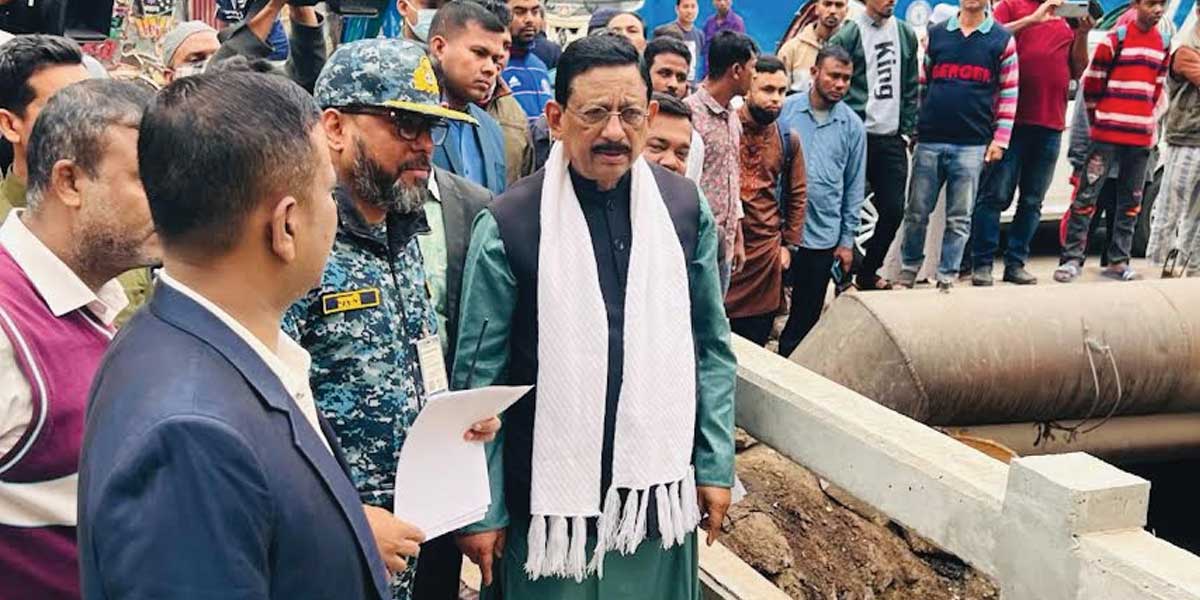 ব্যবসাপ্রতিষ্ঠান বর্জ্য ছড়ালে জরিমানা : মেয়র রেজাউল