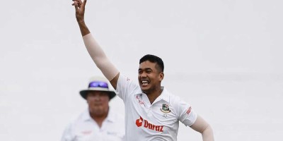 চোটে বিপর্যস্ত তাসকিন বিরতি চান টেস্ট থেকে