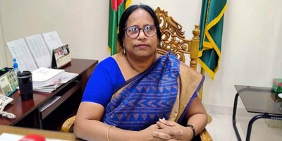 প্রবাসীদের এনআইডি কার্যক্রম দেখতে ইতালি যাচ্ছেন ইসি রাশেদা