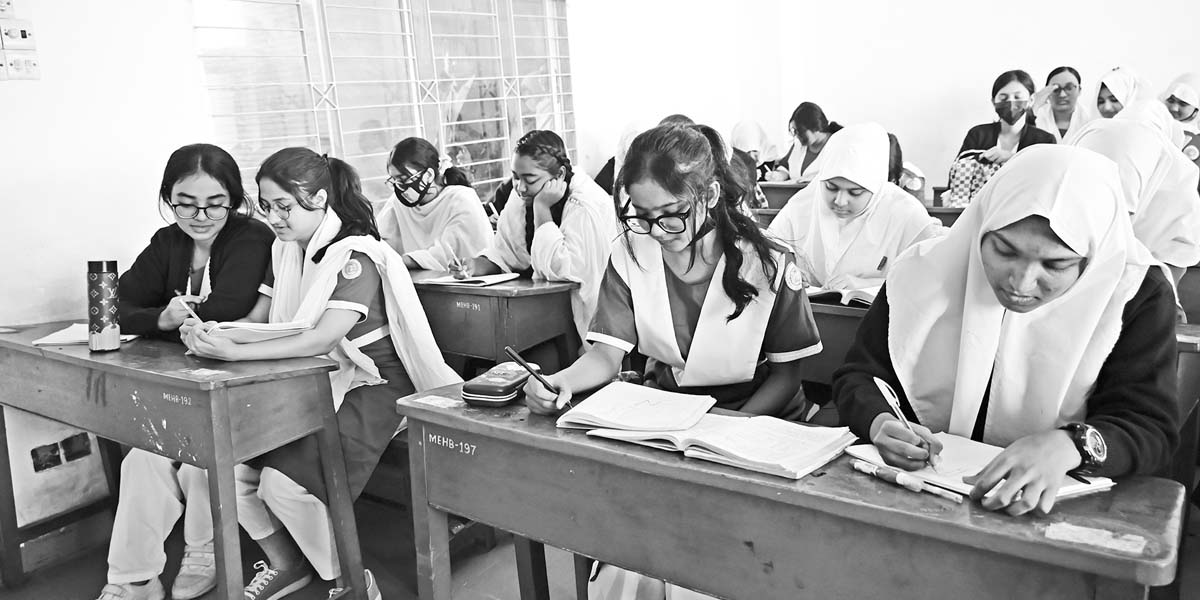 রচনা পয়েন্ট করে লিখলে বেশি নম্বর পাবে
