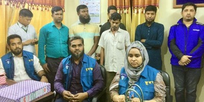 চট্টগ্রামে বিআরটিএতে দুদকের অভিযান, ৪ দালাল আটক