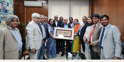শিল্পমন্ত্রীর সঙ্গে বিসিআই প্রতিনিধিদের সৌজন্য সাক্ষাৎ