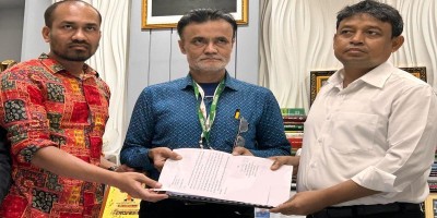 ডিবি অফিসে মুশতাকের বিরুদ্ধে তিশার বাবার অভিযোগ