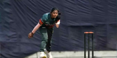 ক্রিনইনফোর বর্ষসেরা বোলিং পারফর্মার বাংলাদেশের মারুফা
