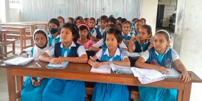 নিজস্ব ভাষার শিক্ষাপ্রতিষ্ঠান বাড়ানোর দাবি ক্ষুদ্র নৃ-গোষ্ঠীর শিক্ষার্থীদের