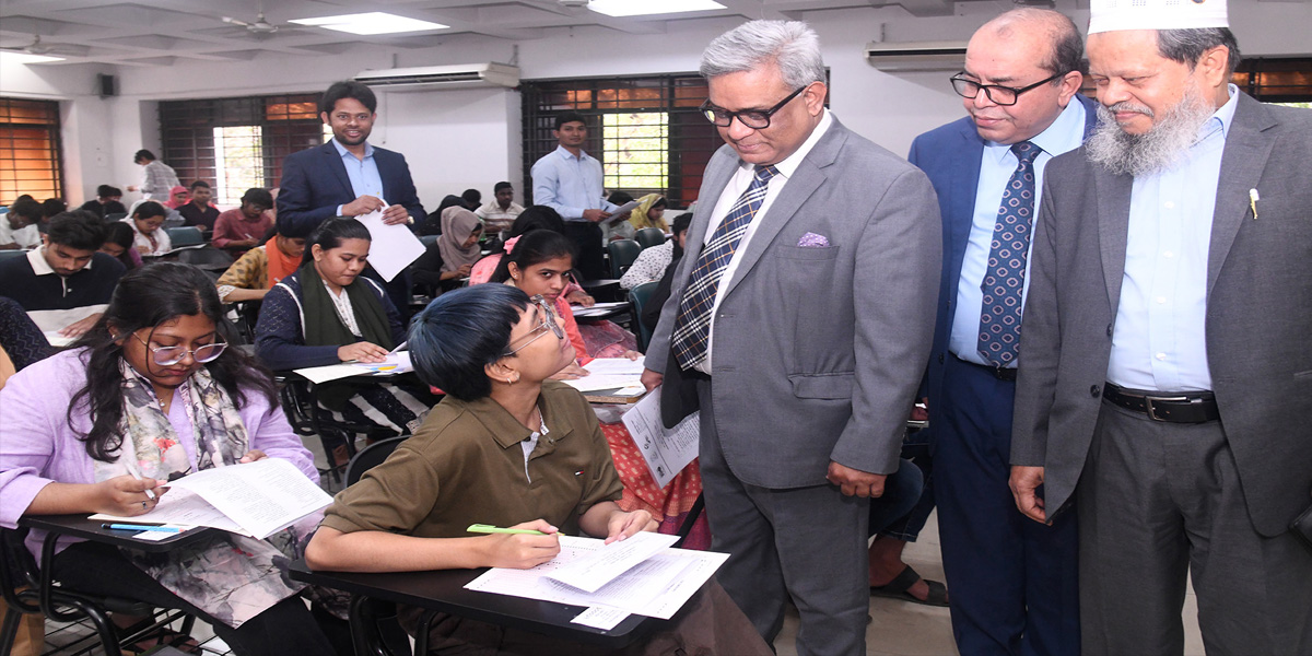 ঢাবির কলা, আইন ও সামাজিক বিজ্ঞানের ভর্তি পরীক্ষা অনুষ্ঠিত, ব্যবসায় শিক্ষা ইউনিটের শনিবার