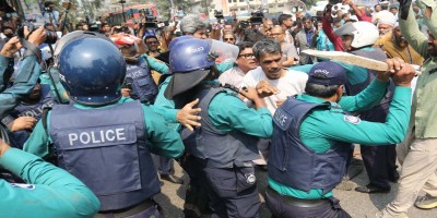 পুলিশের লাঠিচার্জে পণ্ড গণতন্ত্র মঞ্চের মিছিল, আহত সাইফুল-সাকি