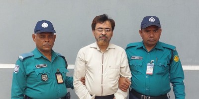 মুরাদের বিরুদ্ধে ছাত্রী নিপীড়নের প্রমাণ পেয়েছে পুলিশ