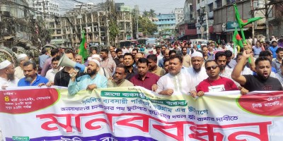 চট্টগ্রামে হকারমুক্ত রাস্তা-ফুটপাত স্থায়ী না হলে আন্দোলন