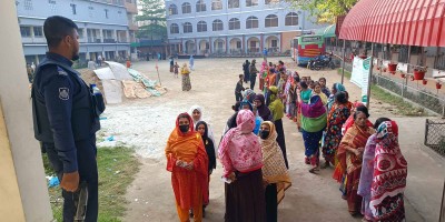 কুমিল্লা সিটির মেয়র নির্বাচনে ভোটগ্রহণ চলছে