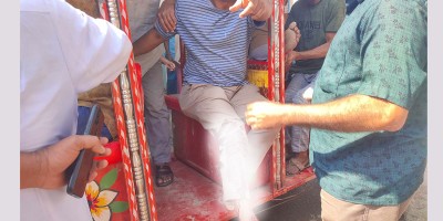 কুসিক নির্বাচন: ভোটকেন্দ্রে যেতে বাধা, হামলায় গুলিবিদ্ধসহ আহত ৮