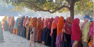 শিবগঞ্জে উপনির্বাচনের ভোটগ্রহণ চলছে