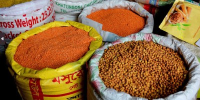যশোরে দাম বাড়ানো পণ্য বয়কটের আন্দোলন