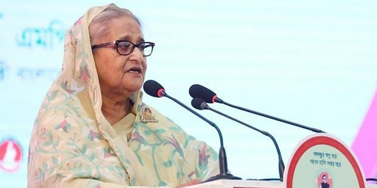 শিক্ষার্থীদের ওপর অতিরিক্ত চাপ না দেওয়ার আহ্বান প্রধানমন্ত্রীর