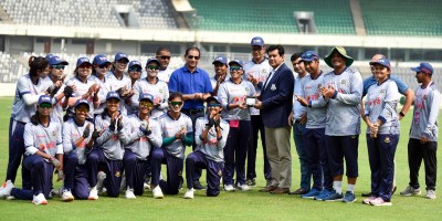 নারী ক্রিকেটারদের পুল আরও বাড়াতে চান সুমন