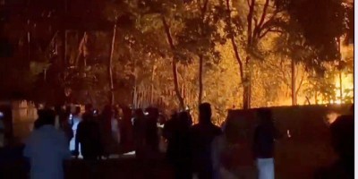 টেকনাফে শর্টসার্কিট থেকে আগুনে বসতবাড়ি পুড়ে ছাই